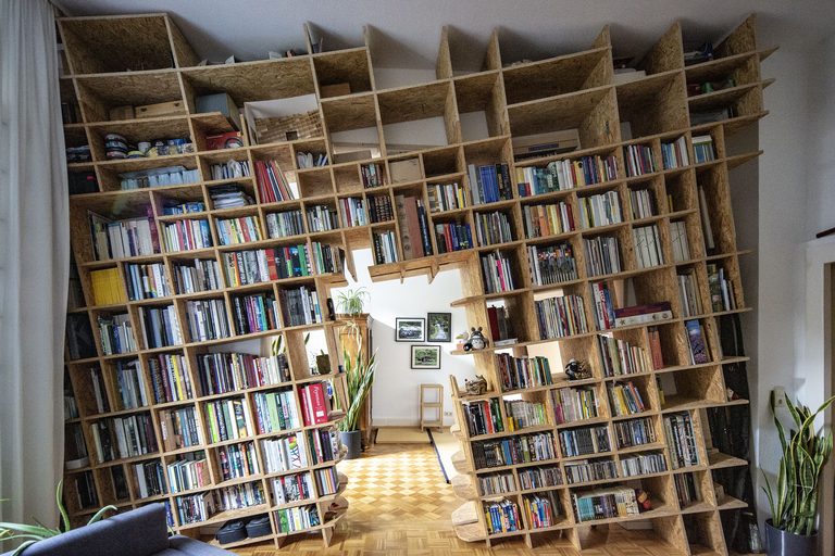 Tilt-Shift Bücherregal